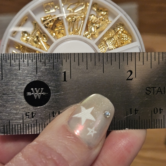 Gold Nail Art Decoration Set nail Charms Decals - Picture 3 of 3